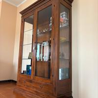 Imponente vetrina salotto legno massello