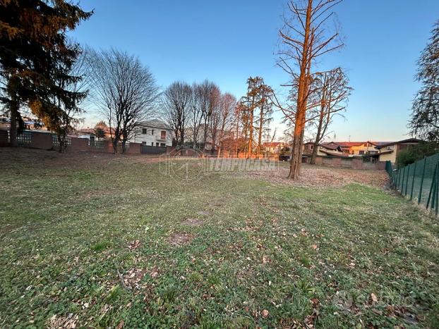 Terreno residenziale a Lomazzo Vicolo CIRIMIDO