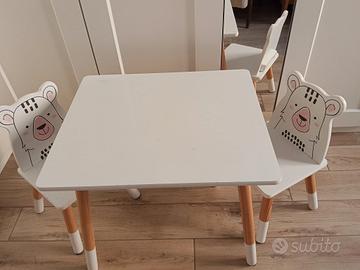 Tavolo bimbi con 2 seggioline