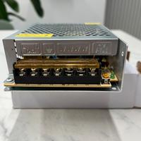 Alimentatore per strisce led