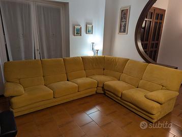 Divano angolare in Alcantara 5/6 posti