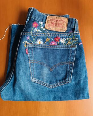Levi's 501 taglia w31 La 34 ricamato a mano