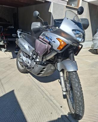 Honda Transalp 650