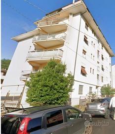 Immobile in asta di 83 m² a Varese