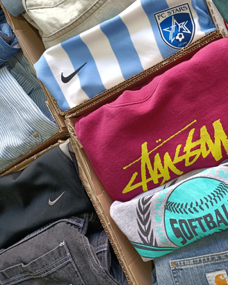 Box Lotto Abbligiamento Vintage Firmato Lusso 2Kg