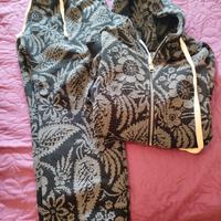 Completo pantalone e felpa