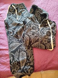 Completo pantalone e felpa