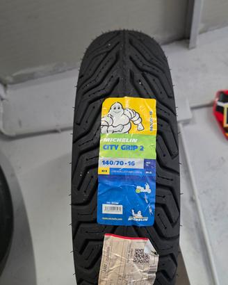 Gomma Michelin city grip 2 140/70 16 