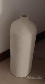 Vaso modello Candida marchio Kave Home