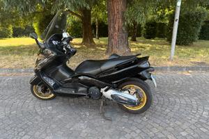 YAMAHA T-Max 500