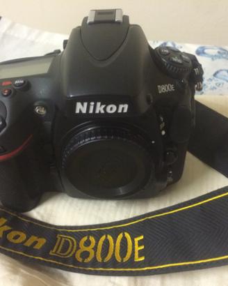 Nikon D800E e accessori