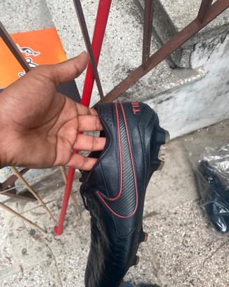 scarpe calcio taglia 44