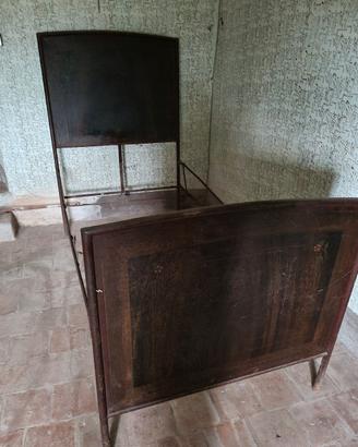Letto antico in ferro 