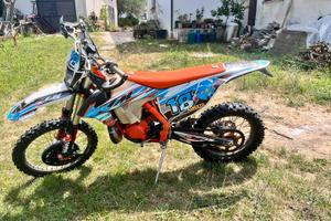 Ktm 300 2019, leggere descrizione