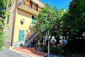 5 LOCALI A DIANO MARINA