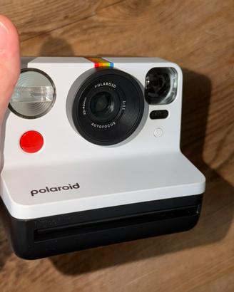 Polaroid Now Instant Camera Generation 2