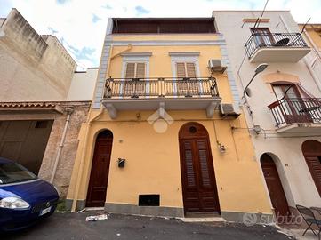 CASA INDIPENDENTE A CASTELLAMMARE DEL GOLFO