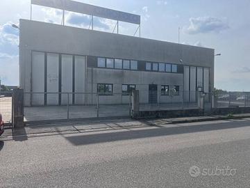 Immobile di 1078 m² con 1 locale a Gazzo Veronese