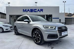 AUDI Q5 40 TDI quattro S tronic Business Sport
