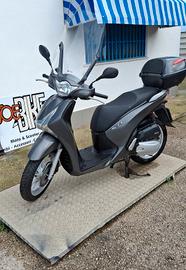 Honda SH 150 ABS start & stop