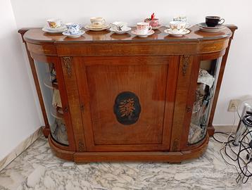 Servantes-legno lastronato ed intarsiato XIX° sec.