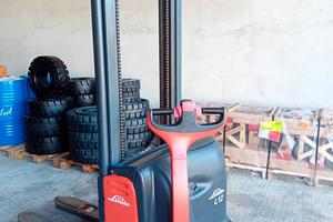 Transpallet stoccatore linde L12