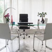 Stanza in studio medico avviato in zona Parioli/Tr