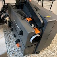 Proiettore vintage marca Bell&Howel filmdonic DCR