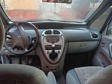 Picasso HDi 1.6 90 cv pochi km, perfetta