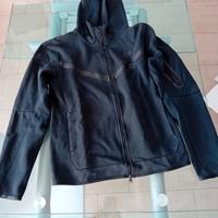 FELPA TECH NIKE  colore nero per ragazzo