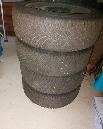 Gomme e cerchi 205/55 R16