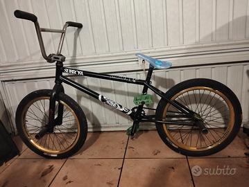 BMX assemblata 
