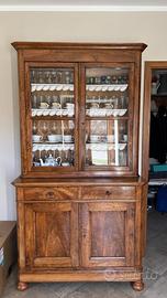 Antica credenza in noce  del 900