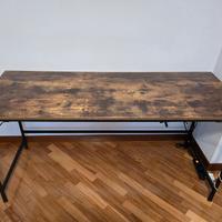 Scrivania retroilluminata per PC o Gaming