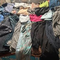 Tanti vestiti donna estate e inverno