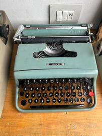 Macchina da scrivere