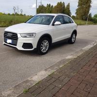 Audi q3 2.0tdi 120cv navigatore full led 