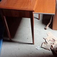 Scrivania in legno massello 