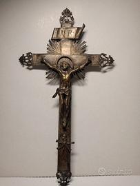 antico crocifisso in argento 