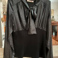 Blusa nera e glitterata