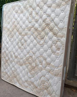 Materasso Matrimoniale Memory Foam