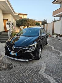 Renault Captur blu Dci 1.5 intense