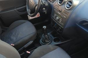 FORD FIESTA 1.4 TDI GHIA DISEL  ANNO 2006