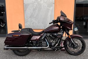 Harley-Davidson CVO Street Glide (2024)