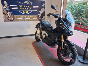 Honda X-ADV 750 ABS + TCS