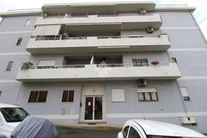 4 LOCALI A VILLA SAN GIOVANNI