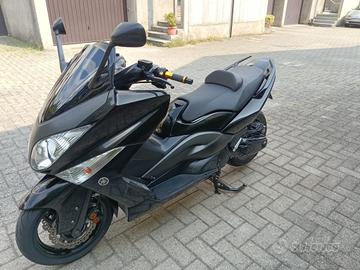 Yamaha t max 500