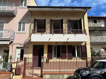 Appartamento Caronia [Cod. rif 3149759VRG]