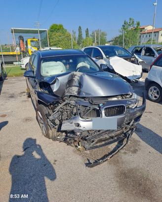 Bmw 316d touring 2018 incidentata