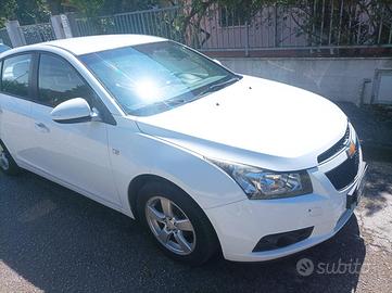 Chevrolet Cruze Hatchback 2011